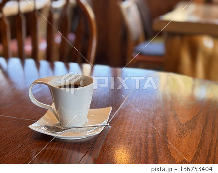 カフェタイム 136753404