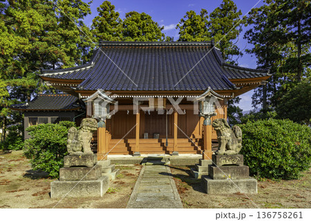 酒田　城輪神社　拝殿　山形県酒田市 136758261