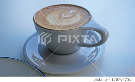美味しいカフェラテ 美味しいカフェラテ 136764756
