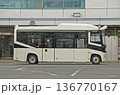 自動運転バス 136770167