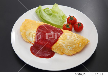 美味しそうなオムライス 美味しそうなオムライス 136771116