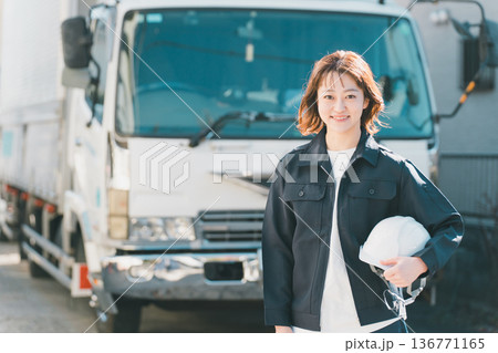 truck driver 136771165