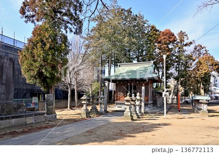 越谷散歩：瓦曽根稲荷神社　越谷市瓦曽根 136772113