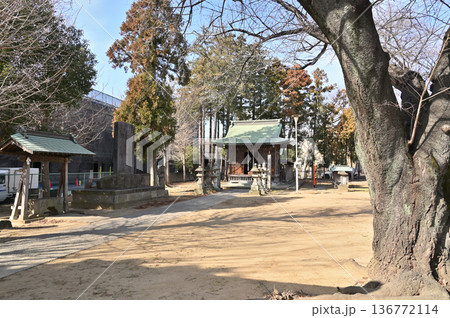 越谷散歩：瓦曽根稲荷神社　越谷市瓦曽根 136772114