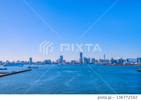 日本の横浜都市景観珍景＆新風景。横浜一望…飛鳥Ⅱや…ルージュ、富士山、…関内タワー、Kアリ…横浜駅… 136772502