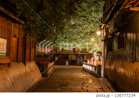 《京都府》京都・祇園白川の夜景 《京都府》京都・祇園白川の夜景 136777234