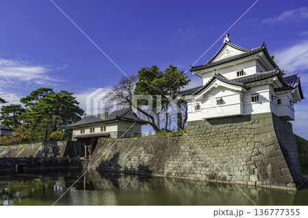 新発田城　辰巳櫓　表門　新潟県新発田市 136777355