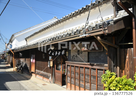湯浅の歴史的建造物(太田久助吟製　金山寺味噌)　【和歌山県湯浅町】 136777526