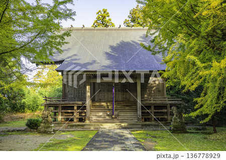 鳥海山大物忌神社　蕨岡口ノ宮　本殿　山形県遊佐町 136778929