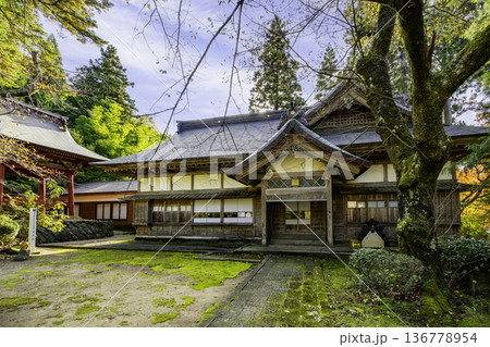 鳥海山大物忌神社 蕨岡口ノ宮 社務所 斎館 山形県遊佐町 鳥海山大物忌神社 蕨岡口ノ宮 社務所 斎館 山形県遊佐町 136778954