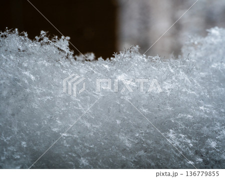 東京の雪 136779855