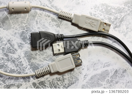 USB延長ケーブル 136780203