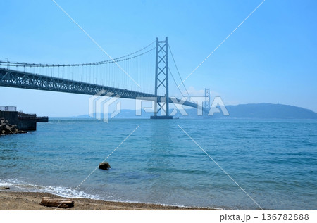 旧明石藩台場跡より望む明石海峡 136782888