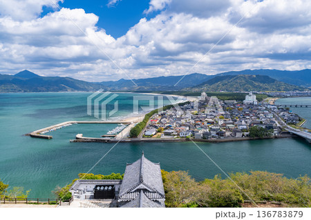 《佐賀県》唐津城から眺める眺望 《佐賀県》唐津城から眺める眺望 136783879