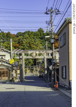 鳥海山大物忌神社 吹浦口ノ宮 一の鳥居 山形県遊佐町 鳥海山大物忌神社 吹浦口ノ宮 一の鳥居 山形県遊佐町 136785597