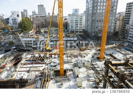 工事現場 再開発 工事現場 再開発 136786850