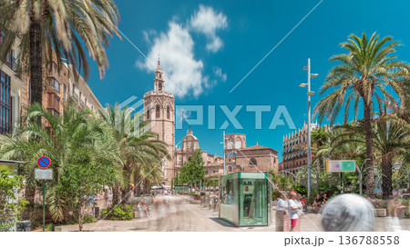 Panoramic timelapse hyperlapse of Plaza de la Reina in Valencia, Spain. 136788558