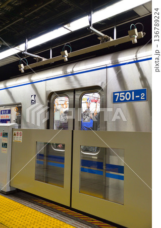 QRコード ホームドア 泉岳寺駅 QRコード ホームドア 泉岳寺駅 136789224