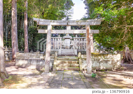 松江藩主 菩提寺 月照寺 松江藩の六代松平宗衍公 墓所 松江藩主 菩提寺 月照寺 松江藩の六代松平宗衍公 墓所 136790916