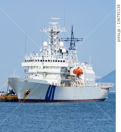 寄港中の海上保安庁巡視船 136791138