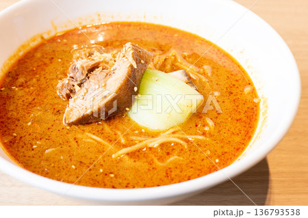 美味しいタンタン麺 136793538