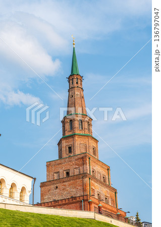 The ancient leaning red brick Syuyumbike Tower on the territory of the Kazan Kremlin. Russia 136797047