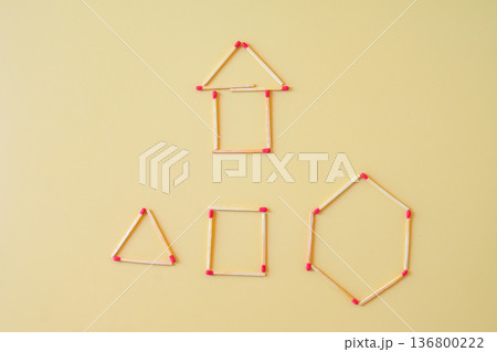 A matchstick to geometric shapes,Matchsticks pattern. A matchstick to geometric shapes,Matchsticks pattern. 136800222