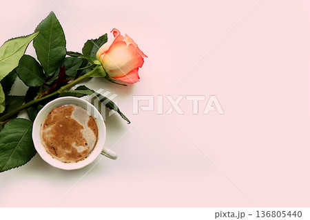 Floral arrangement with tea roses and a cup of coffee. Concept for Valentine's Day or Women's Day, Mother's Day, banner, greetings to your loved one on holiday, birthday, minimal modern design, 136805440