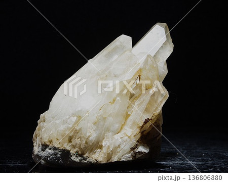 水晶 水晶 136806880