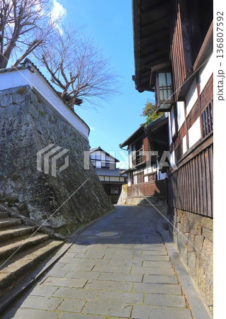 二王座歴史の道(切通し・臼杵市・縦構図) 二王座歴史の道(切通し・臼杵市・縦構図) 136807592