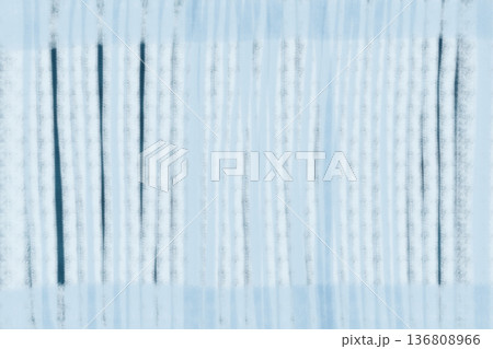 イラスト素材：かすれた水色の縦縞スライド（横） 136808966