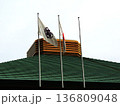 両国国技館と国旗 136809048