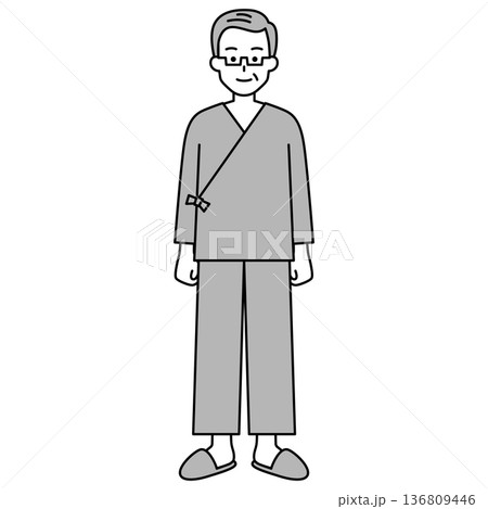 病院の検査着の年配の男性（全身） 136809446