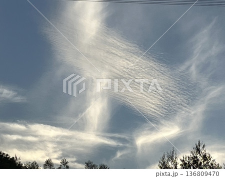 天空の美しい造形を作っています 天空の美しい造形を作っています 136809470