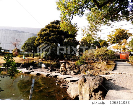 【東京・墨田区】安田庭園と石灯篭 【東京・墨田区】安田庭園と石灯篭 136811088