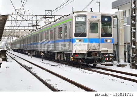 鉄道 私鉄・降雪の東武野田線 10000系 11651F 鉄道 私鉄・降雪の東武野田線 10000系 11651F 136811718