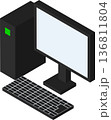 アイソメトリックで描かれたブロック風のデスクトップパソコンとモニターのイラスト 136811804
