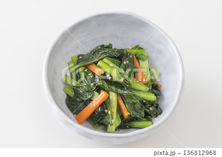 ちぢみ雪菜のナムル 136812968