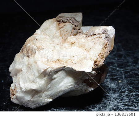 水晶 136815601