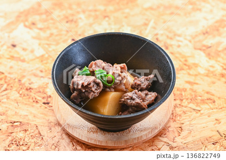 レンチン肉じゃが 136822749