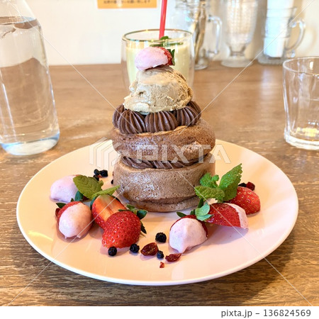 Dark Velvet チョコ主張 甘美な重力 136824569