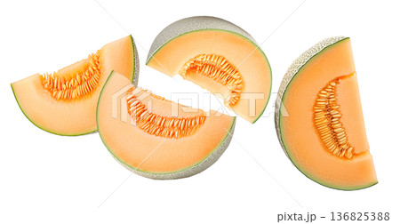 Fresh cantaloupe melon wedges with seeds displayed in a scattered seamless pattern, on white background, concept of summer fruit 136825388