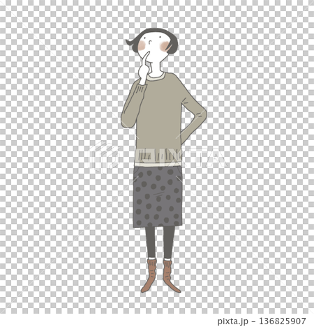 女人抬頭望著，若有所思 136825907