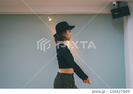 dance practice 136827809