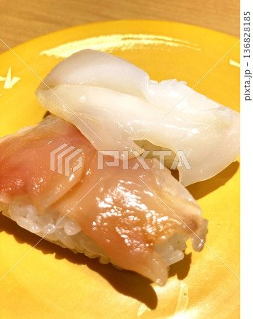 つぶ貝・赤貝 136828185