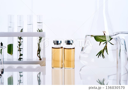 Natural herbal extracts developing in science laboratory Natural herbal extracts developing in science laboratory 136830570