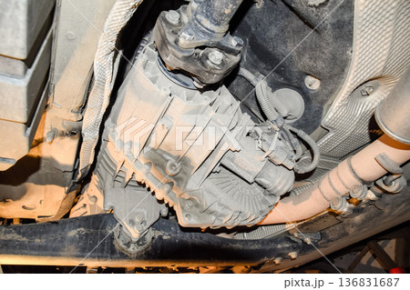 Reducer of torque transmission to the rear axle of the car. Car service 136831687