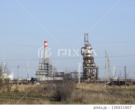 The column of deep processing of fuel oil. A furnace for heating fuel oil. Processing of fuel oil. Oil refining. 136831807