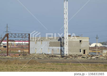 Building under construction 136831985