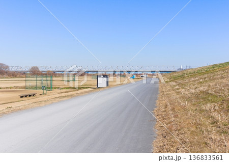 千葉県流山市江戸川河川敷グラウンド2026年2月 136833561